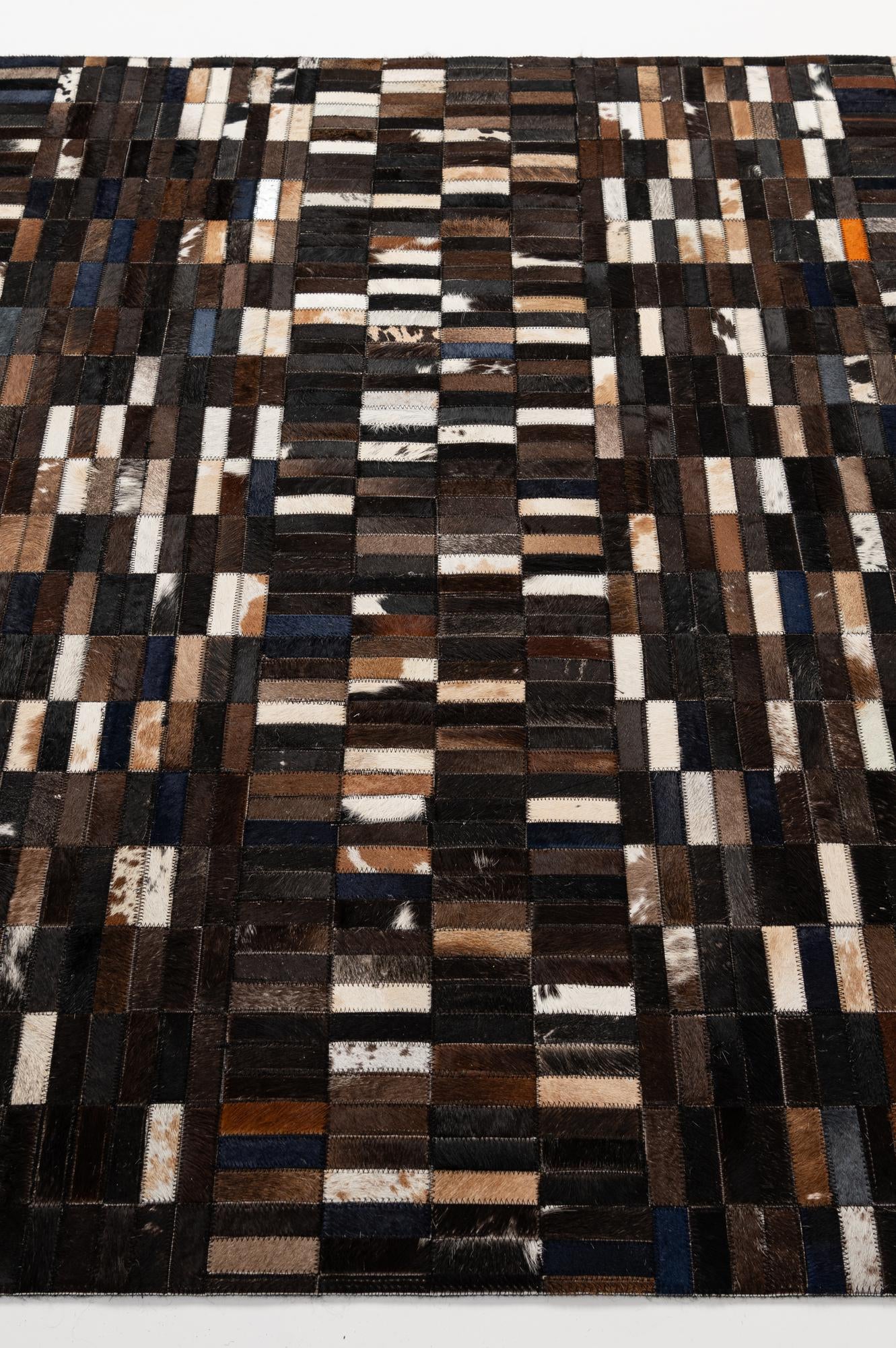 5' 1 x 8' Cowhide - Patchwork Rug