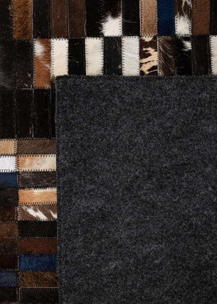 5' 1 x 8' Cowhide - Patchwork Rug