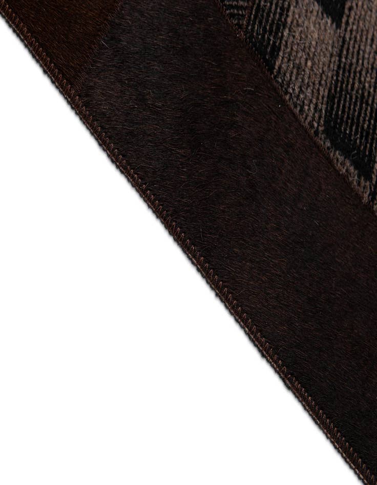 Detail image of 5' x 8' 1 Cowhide - Patchwork Rug