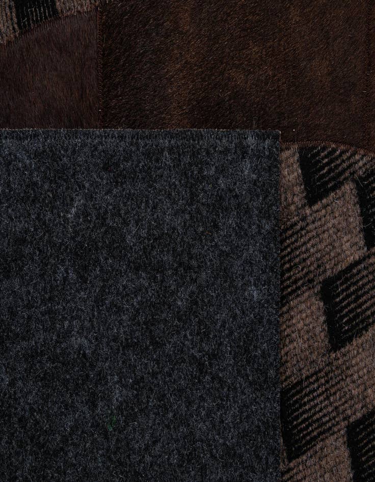 Detail image of 5' x 8' 1 Cowhide - Patchwork Rug