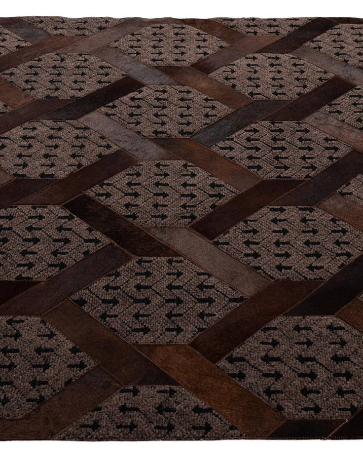 Detail image of 5' 3 x 7' 10 Cowhide - Patchwork Rug