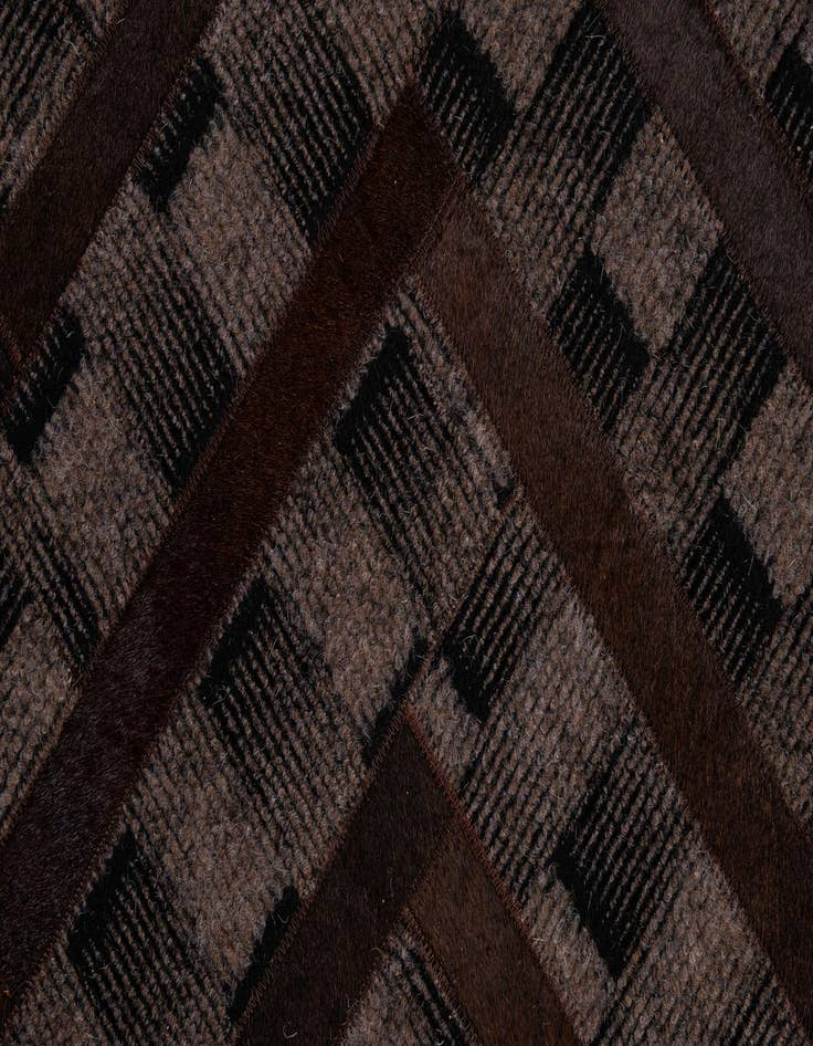 Detail image of 5' x 7' Cowhide - Patchwork Rug