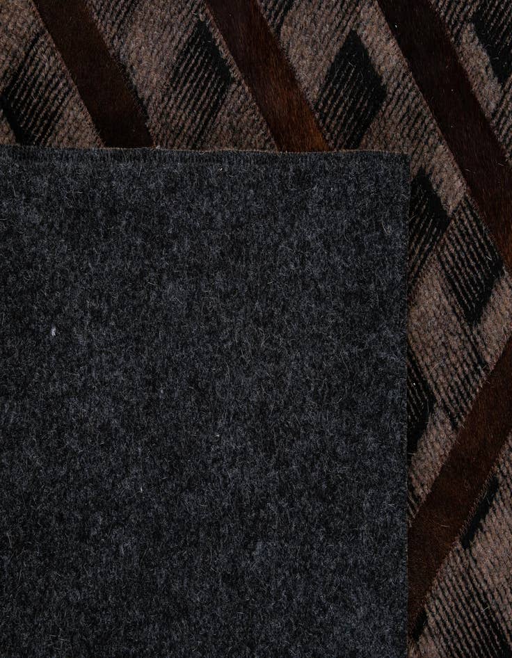 Detail image of 5' x 7' Cowhide - Patchwork Rug