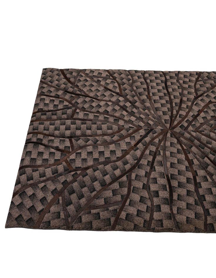 Detail image of 5' 1 x 8' 1 Cowhide - Patchwork Rug