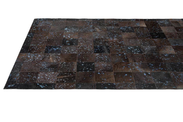 Detail image of 4' 7 x 6' 7 Cowhide - Patchwork Rug