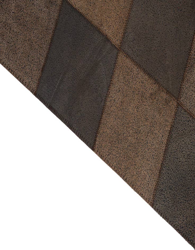 Detail image of 5' x 7' 10 Cowhide Leather Rug