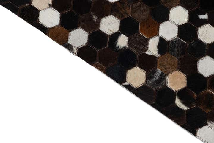 5' x 7' 9 Cowhide Leather Rug