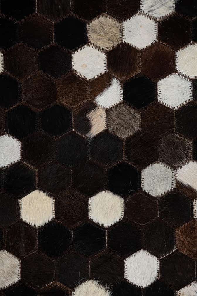 5' x 7' 9 Cowhide Leather Rug
