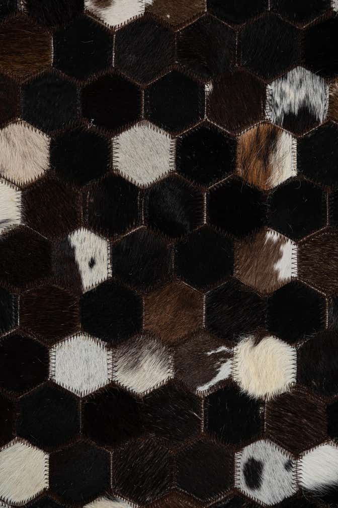 5' x 7' 9 Cowhide Leather Rug