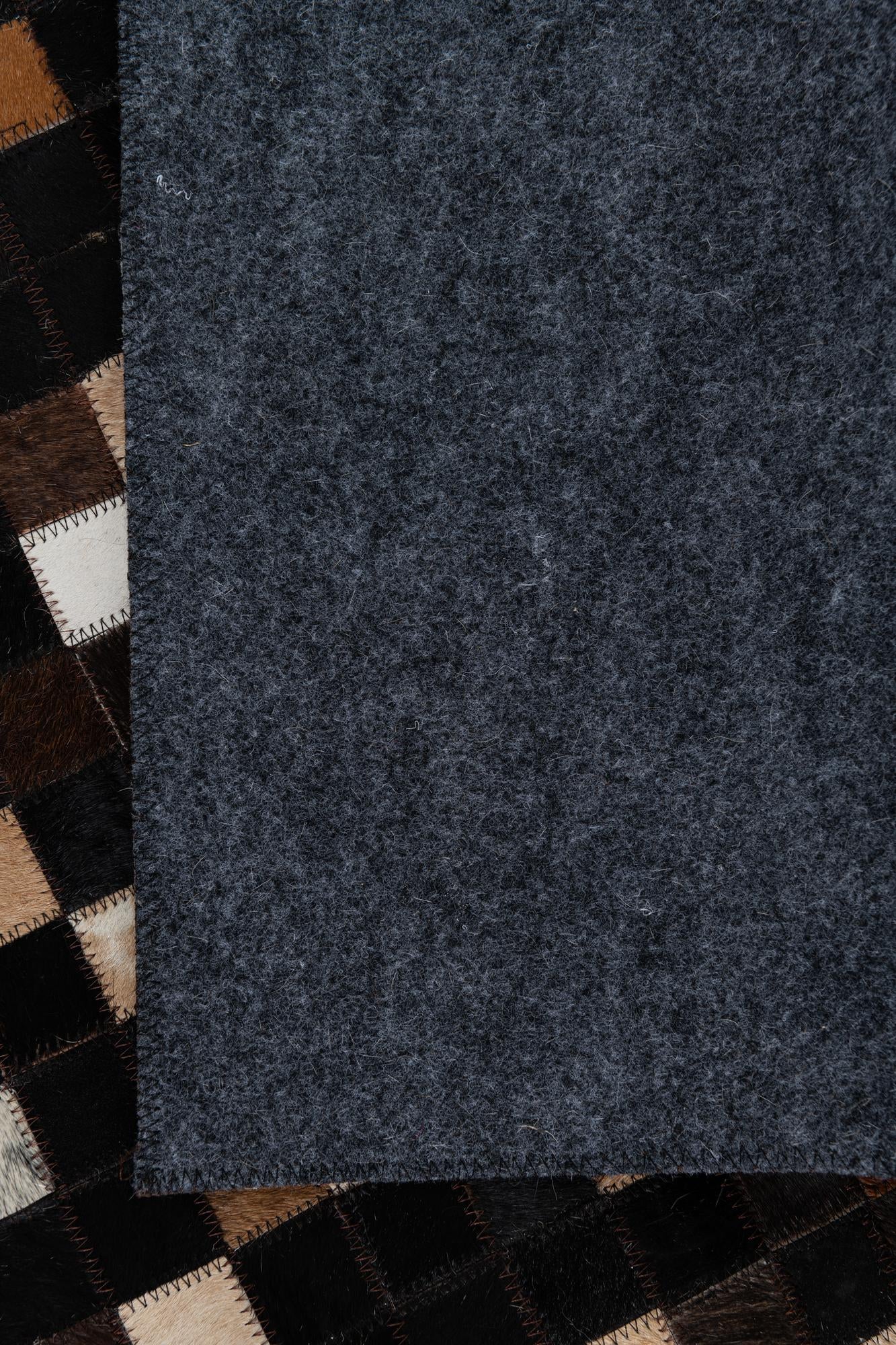 5' 1 x 8' Cowhide Leather Rug
