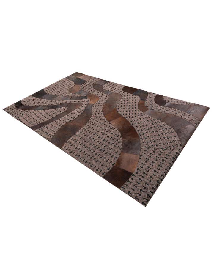 5' x 8' Cowhide Leather Rug
