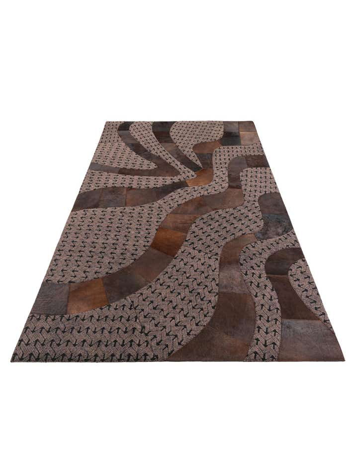 5' x 8' Cowhide Leather Rug