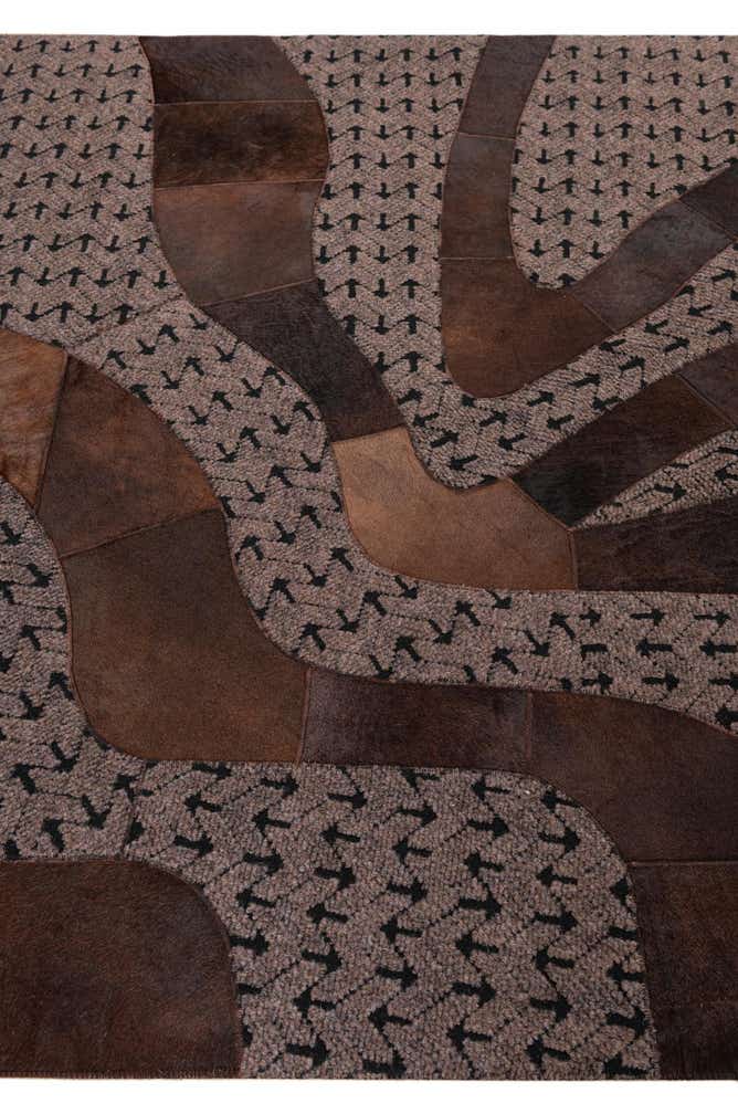 5' x 8' Cowhide Leather Rug