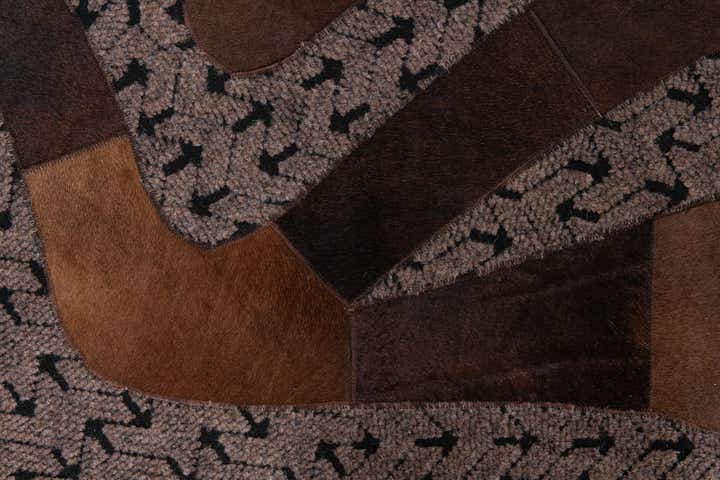 5' x 8' Cowhide Leather Rug