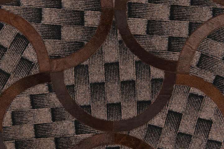 5' x 8' Cowhide Leather Rug