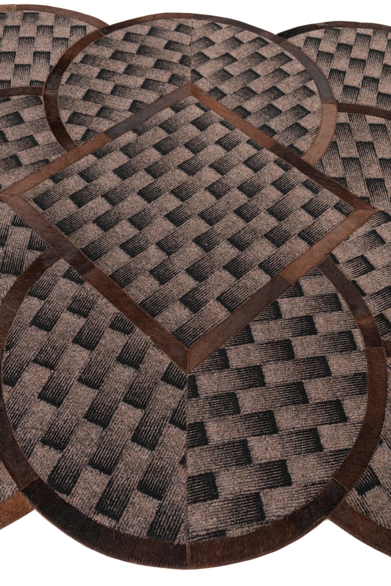 5' x 8' Cowhide Leather Rug