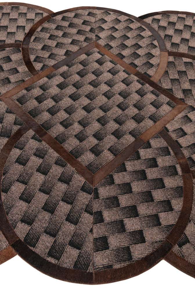 5' x 8' Cowhide Leather Rug