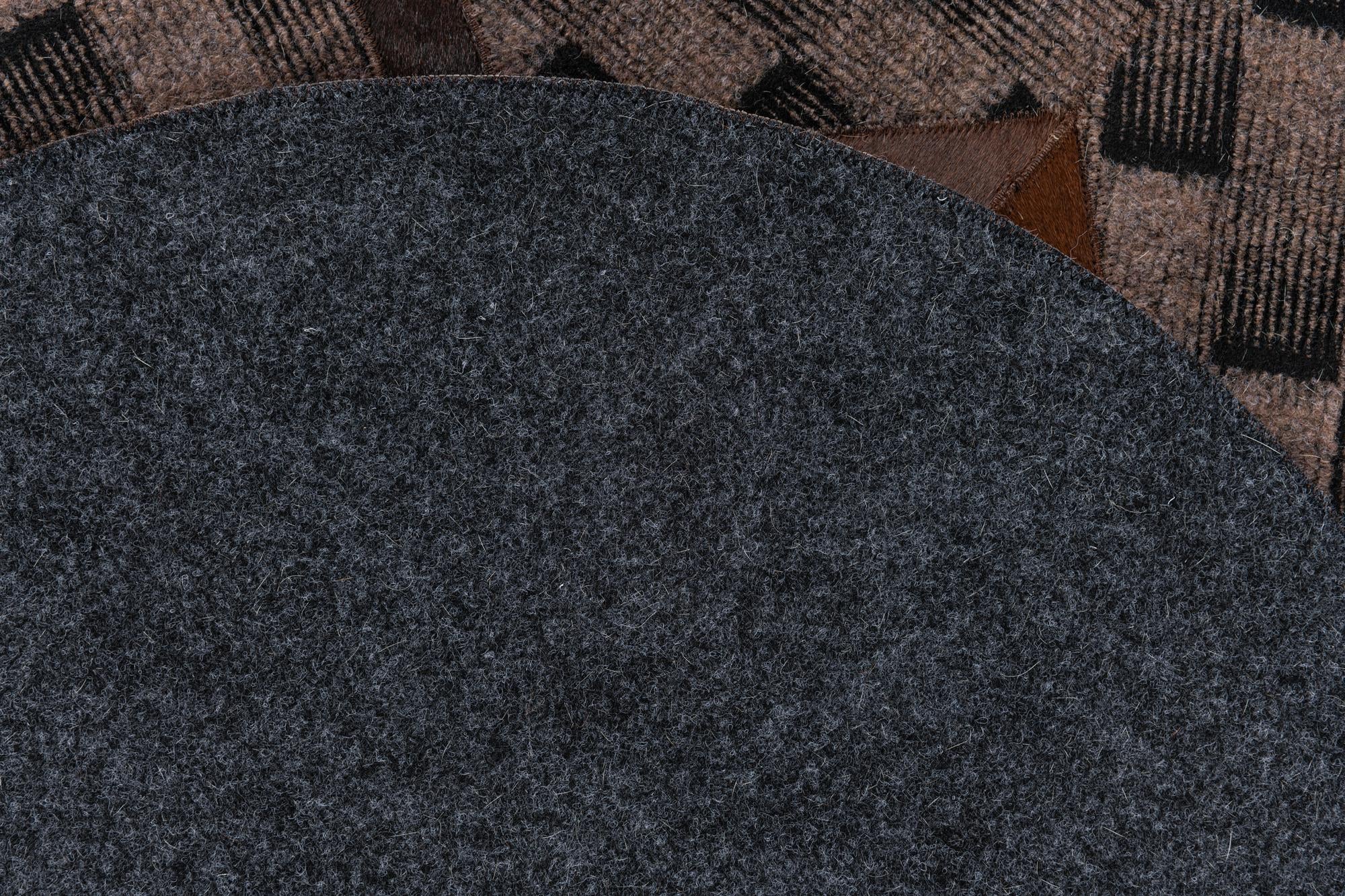5' x 8' Cowhide Leather Rug