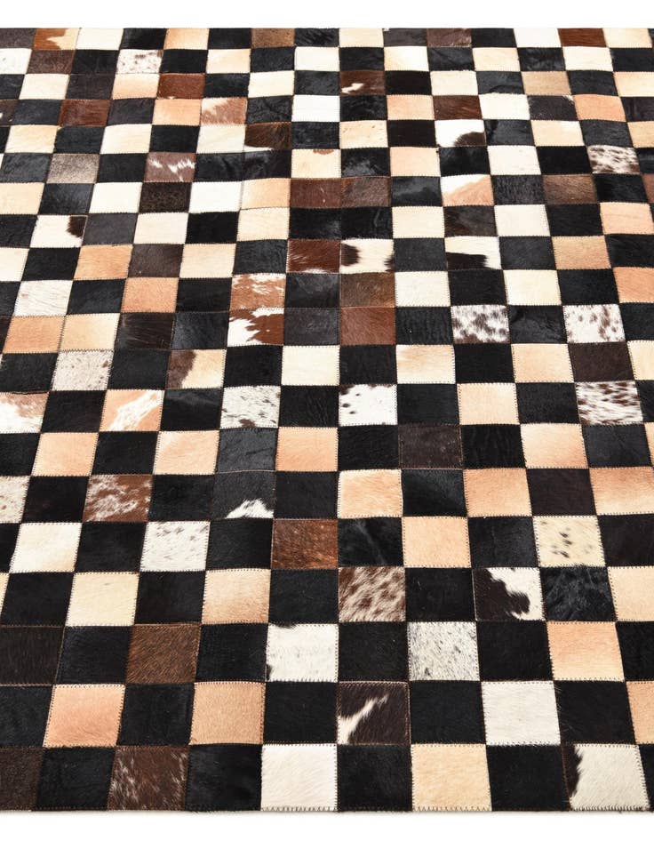 Detail image of 5' x 7' 10 Cowhide Rug