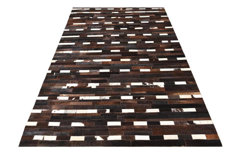 Detail image of 5' x 8' Cowhide Rug