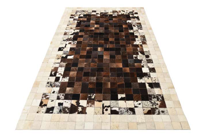 5' x 7' 10 Cowhide Rug