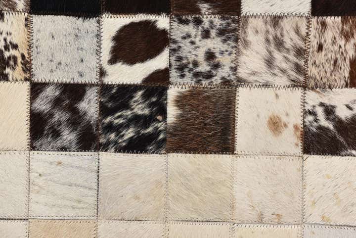 5' x 7' 10 Cowhide Rug