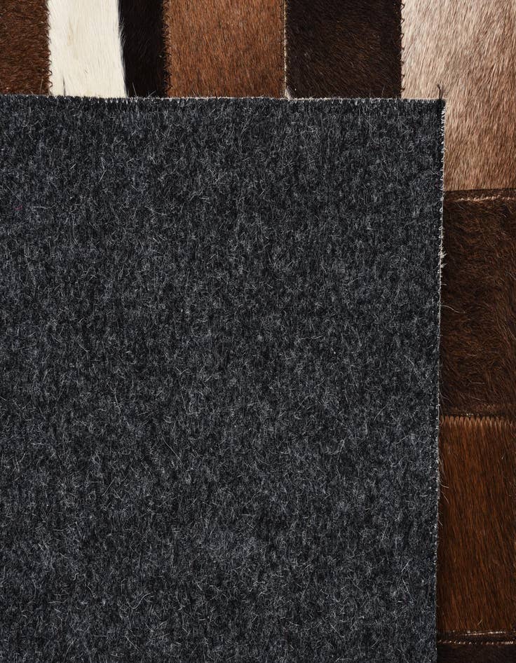 Detail image of 5' x 7' 10 Cowhide Rug