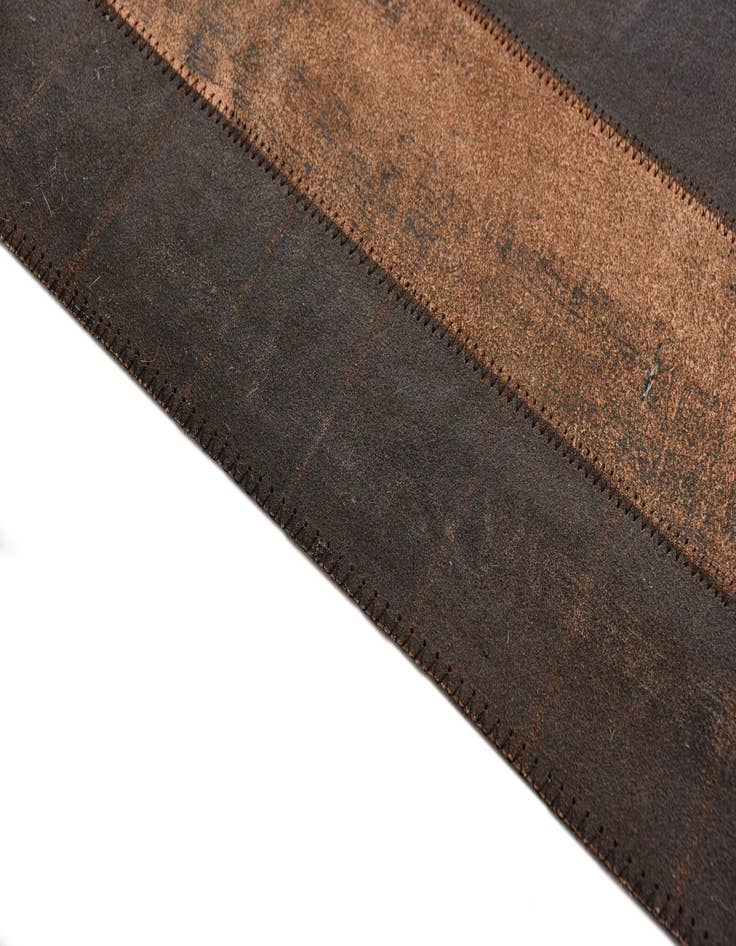 Detail image of 5' x 7' 10 Cowhide Rug