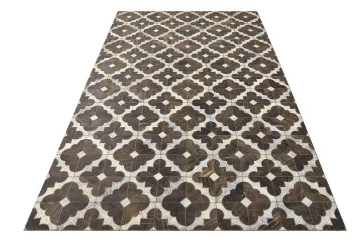 5' x 8' Cowhide Rug