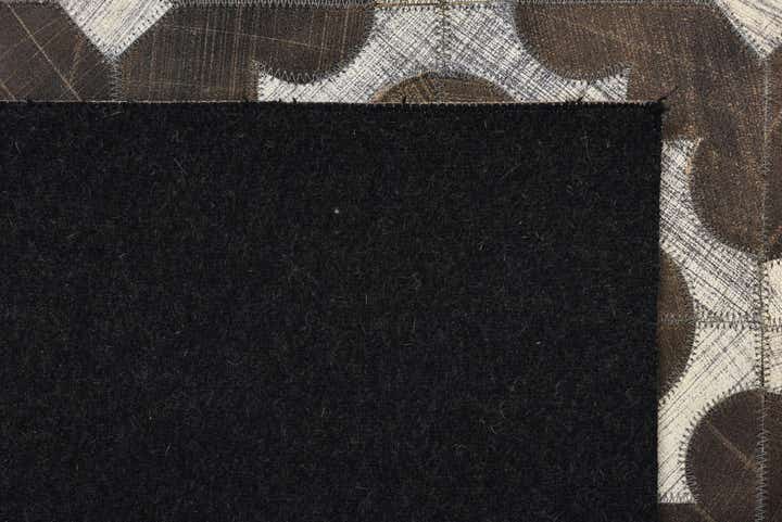 5' x 8' Cowhide Rug