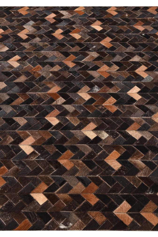 4' 8 x 6' 6 Cowhide Rug