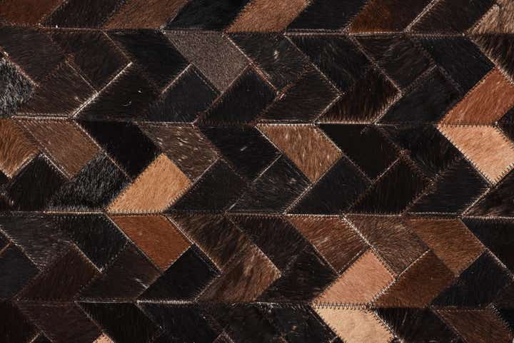 4' 8 x 6' 6 Cowhide Rug