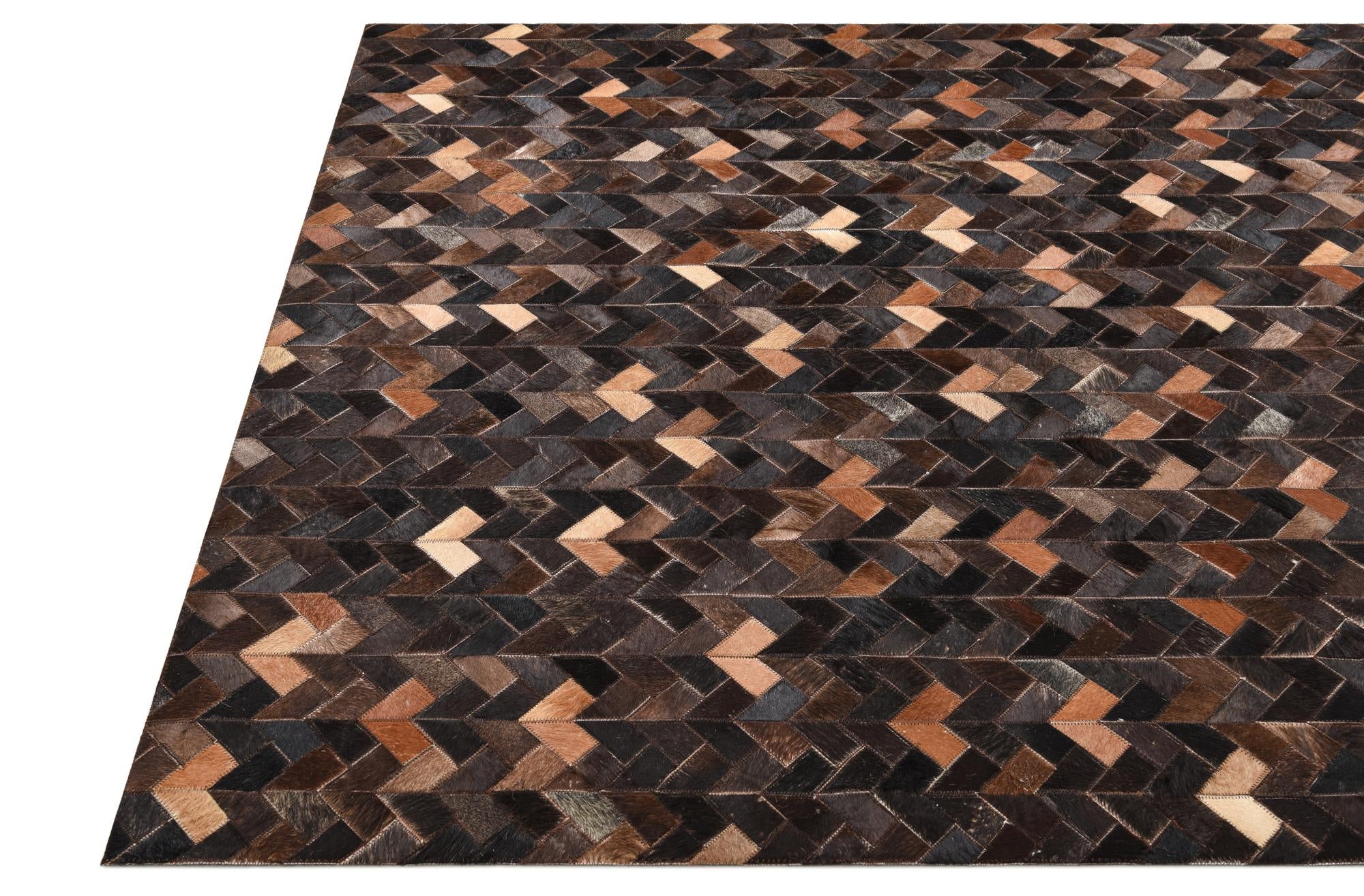 4' 7 x 6' 6 Cowhide Rug