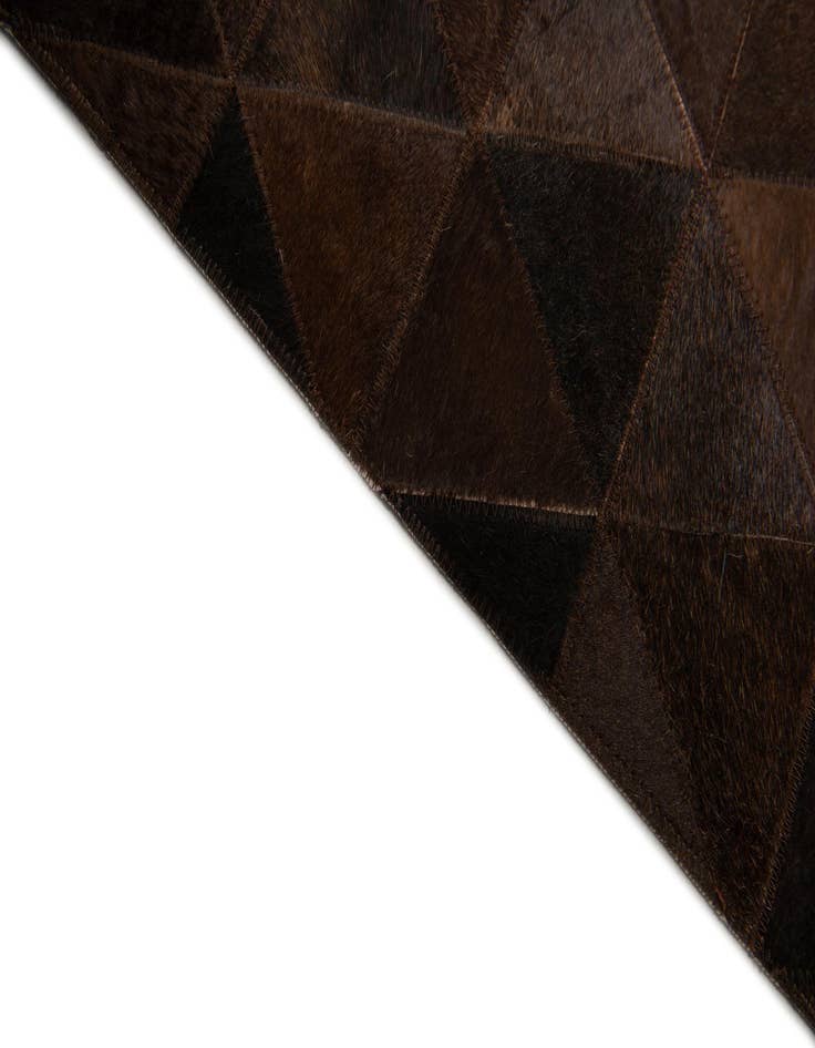 Detail image of 8' x 10' 1 Cowhide Stocks Rug