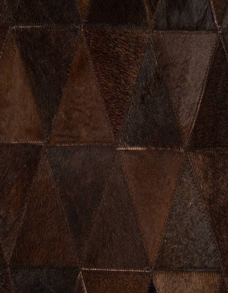 Detail image of 8' x 10' 1 Cowhide Stocks Rug