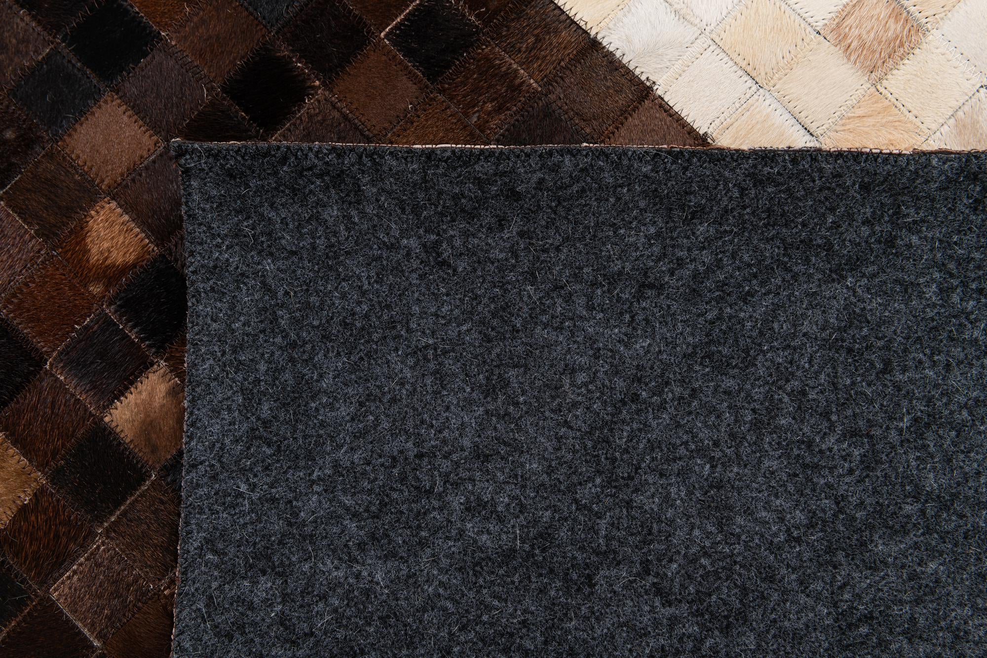 8' 1 x 10' Cowhide Stocks Rug