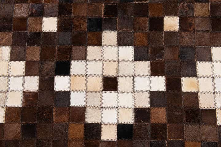 8' 1 x 10' Cowhide Stocks Rug