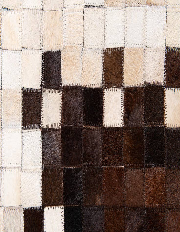 Detail image of 8' 2 x 10' 1 Cowhide Stocks Rug