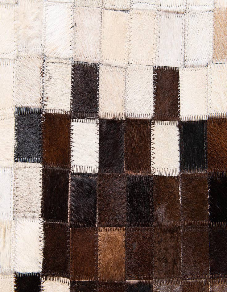 Detail image of 8' 1 x 9' 10 Cowhide Stocks Rug