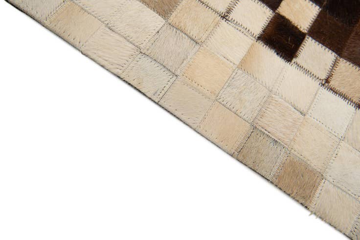 Detail image of 8' x 9' 10 Cowhide Stocks Rug