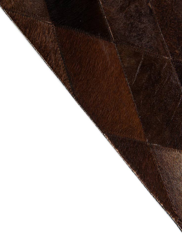 Detail image of 6' 6 x 9' 9 Cowhide Stocks Rug