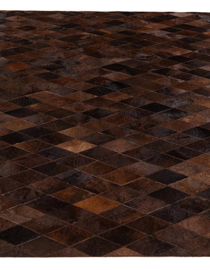 Detail image of 6' 7 x 9' 10 Cowhide Stocks Rug