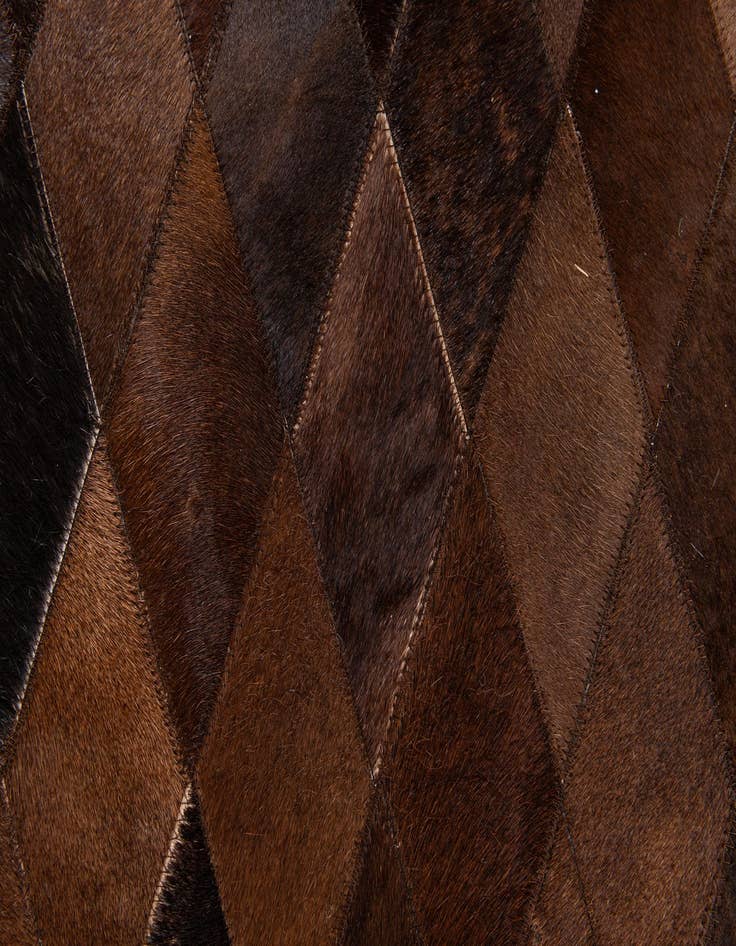 Detail image of 6' 7 x 9' 10 Cowhide Stocks Rug