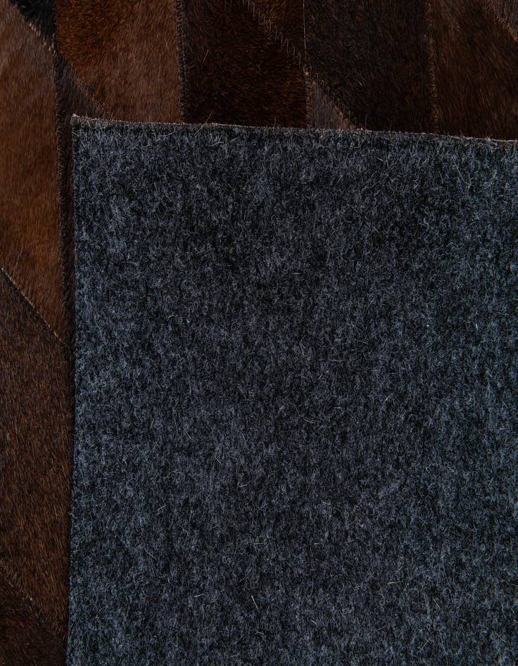 Detail image of 6' 6 x 9' 10 Cowhide Stocks Rug