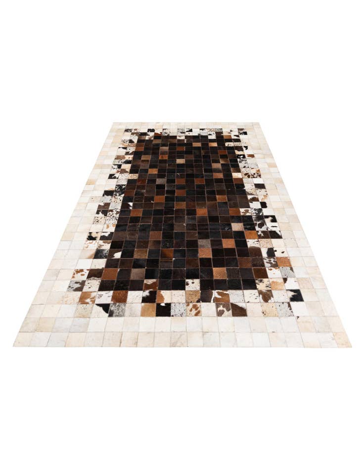 Detail image of 5' x 7' 11 Cowhide Stocks Rug