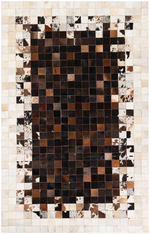 Detail image of 5' x 7' 11 Cowhide Stocks Rug