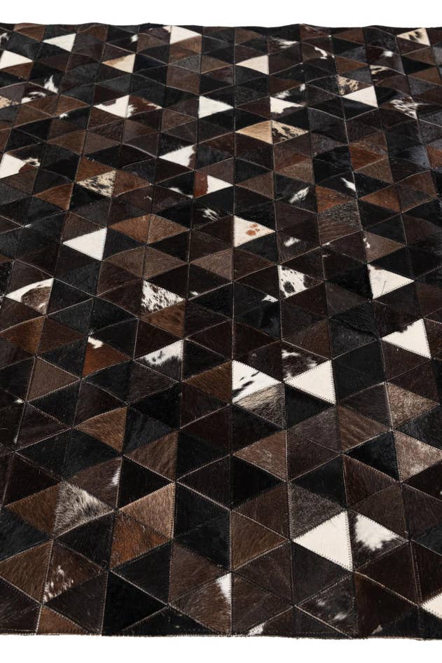 Detail image of 5' 1 x 7' 11 Cowhide Stocks Rug