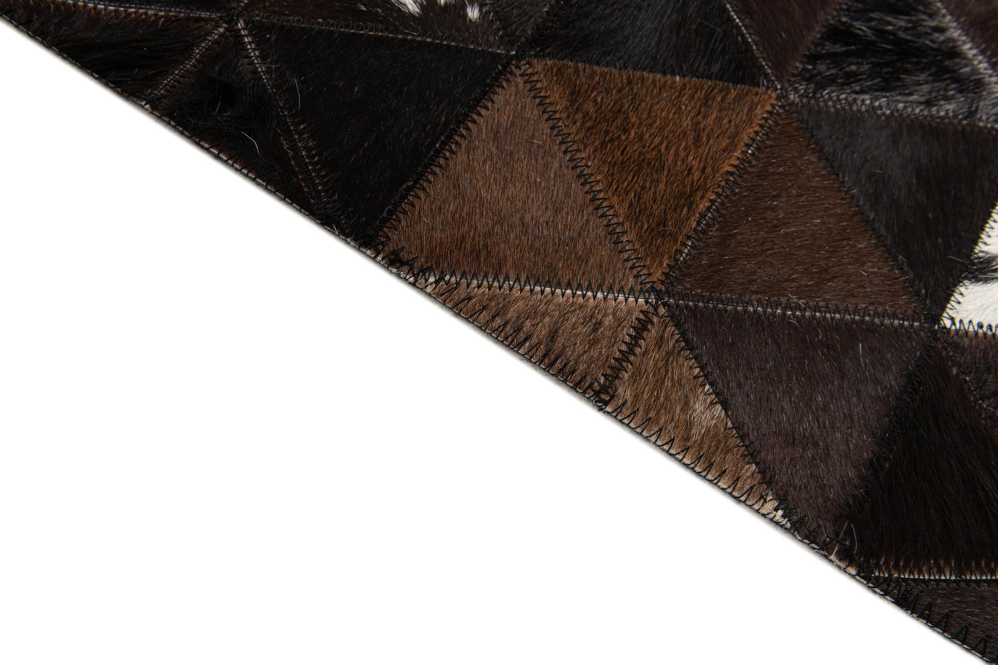 5' x 7' 10 Cowhide Stocks Rug