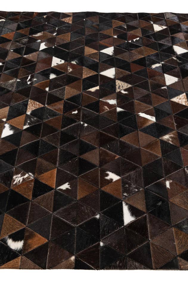 Detail image of 4' 11 x 7' 10 Cowhide Stocks Rug