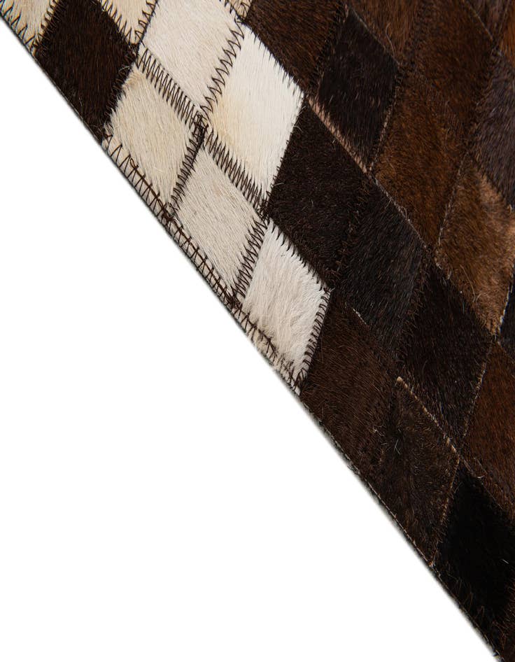 Detail image of 5' 1 x 7' 11 Cowhide Stocks Rug